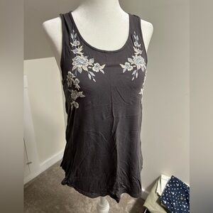 American Eagle floral embroidered tank